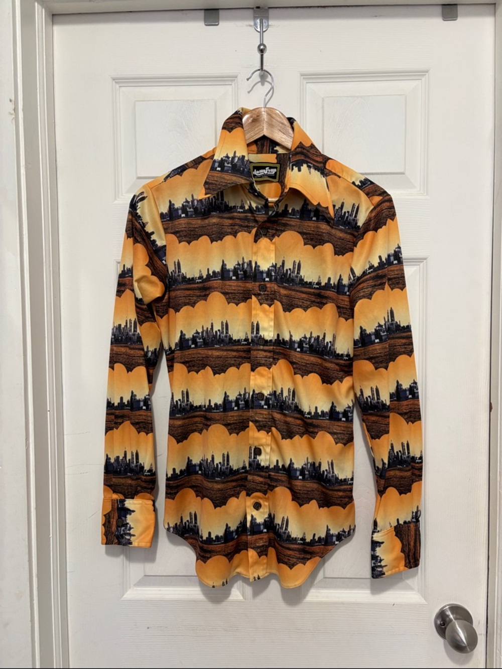 Vintage Sunset Skyline Print Long-Sleeve Shirt